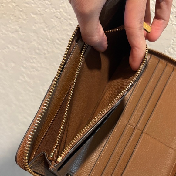 Tory Burch Brown Leather Long Zip Wallet - Picture 12 of 12